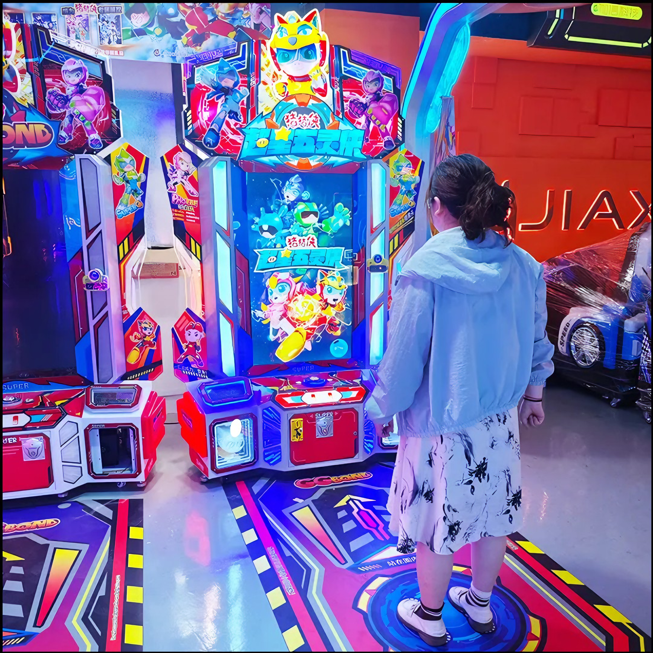 Thử sức với máy game nhảy Thử sức với máy game nhảy