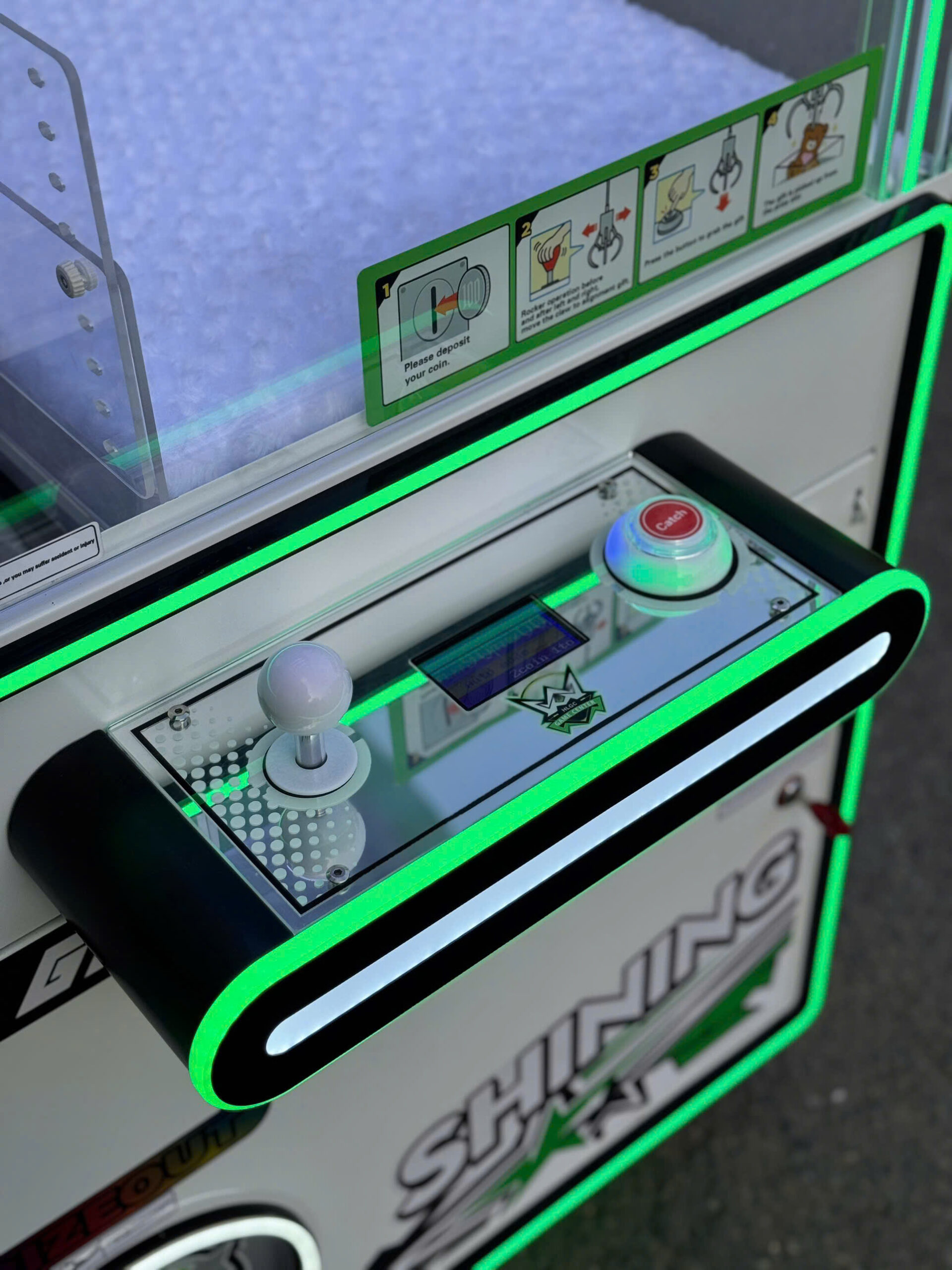 Bảng điều khiển máy Colorful Star IV với joystick trắng và nút Catch đỏ Bảng điều khiển máy Colorful Star IV với joystick trắng và nút Catch đỏ