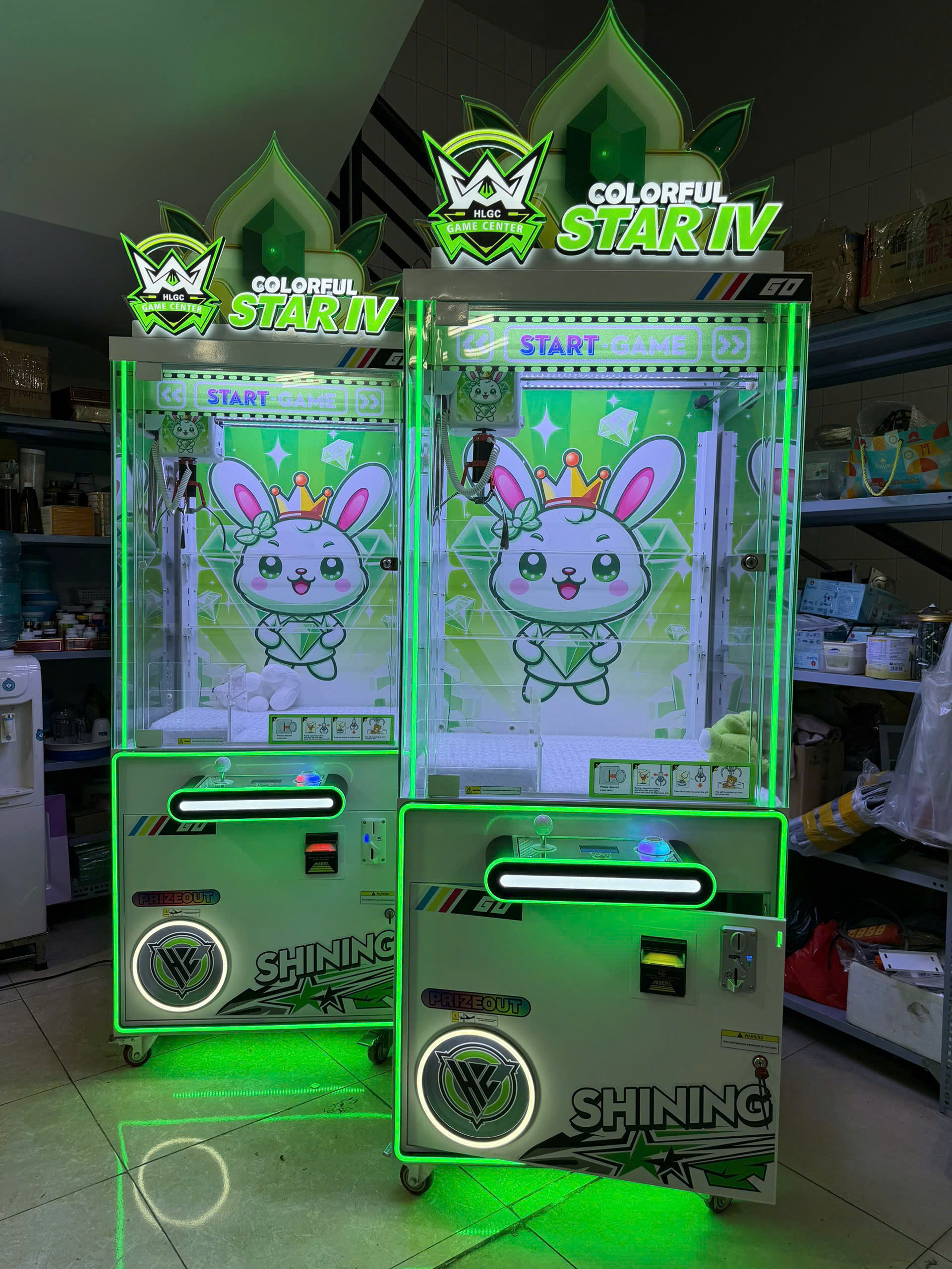 Máy gắp bông Colorful Star IV neon xanh lá sáng rực trong nhà, đèn LED lung linh Máy gắp bông Colorful Star IV neon xanh lá sáng rực trong nhà, đèn LED lung linh