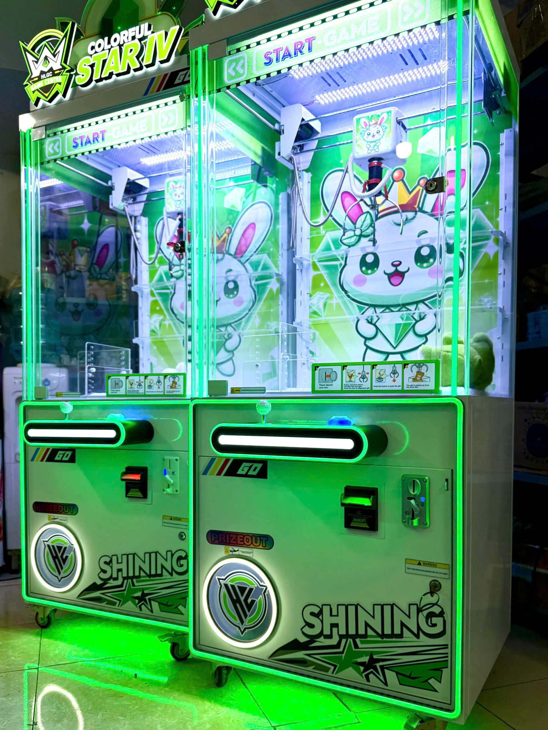 Thiết kế màu trắng xanh đèn LED rực rỡ, thỏ đội vương miệng dễ thương bên trong máy Thiết kế màu trắng xanh đèn LED rực rỡ, thỏ đội vương miệng dễ thương bên trong máy