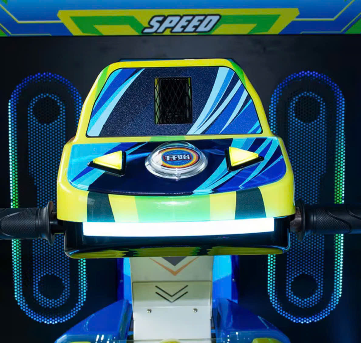 Chi tiết khu vực điều khiển máy game Speed Boat Chi tiết khu vực điều khiển máy game Speed Boat