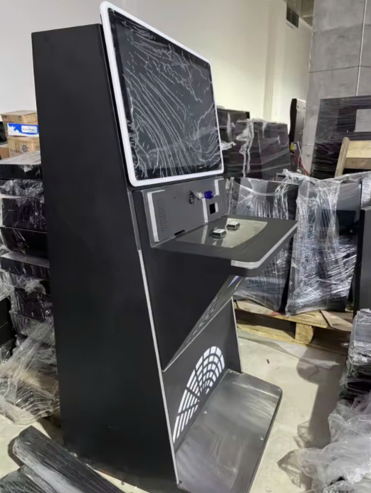 Modern upright arcade cabinet with compact design Modern upright arcade cabinet with compact design