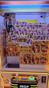 Máy gắp gấu bông