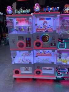 kích thước máy gashapon