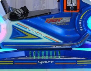 11 hú Nhún Xe Cảnh Sát – An Toàn Nhờ Thiết Kế Bo Góc