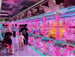 Trung tâm thương mại, siêu thị, khu chợ Tết hoặc các hội chợ là những nơi có lượng khách hàng đông đảo