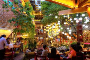 quan ca phe kinh doanh may gap thu bong coloful star