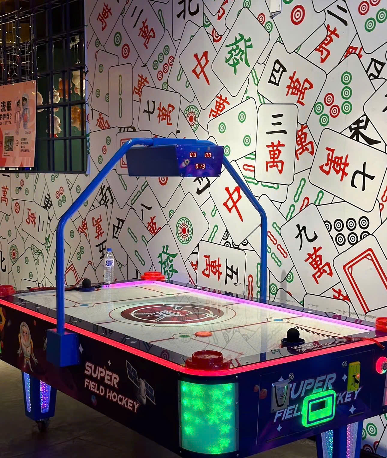 Super Field Hockey phiên bản thương mại, thiết kế hiện đại, chất liệu cao cấp