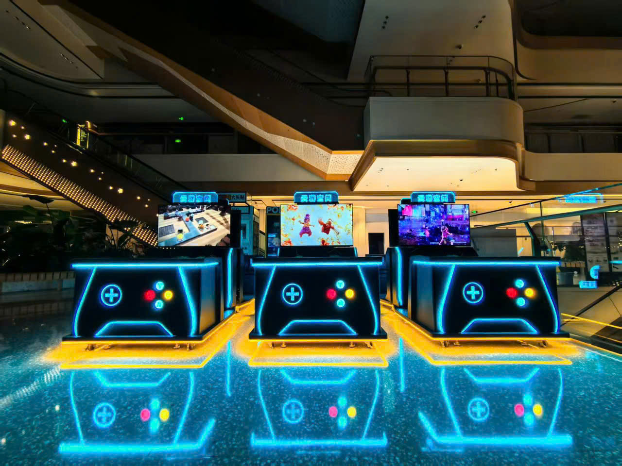 Máy game tay cầm tạo sức hút cho trung tâm giải trí
